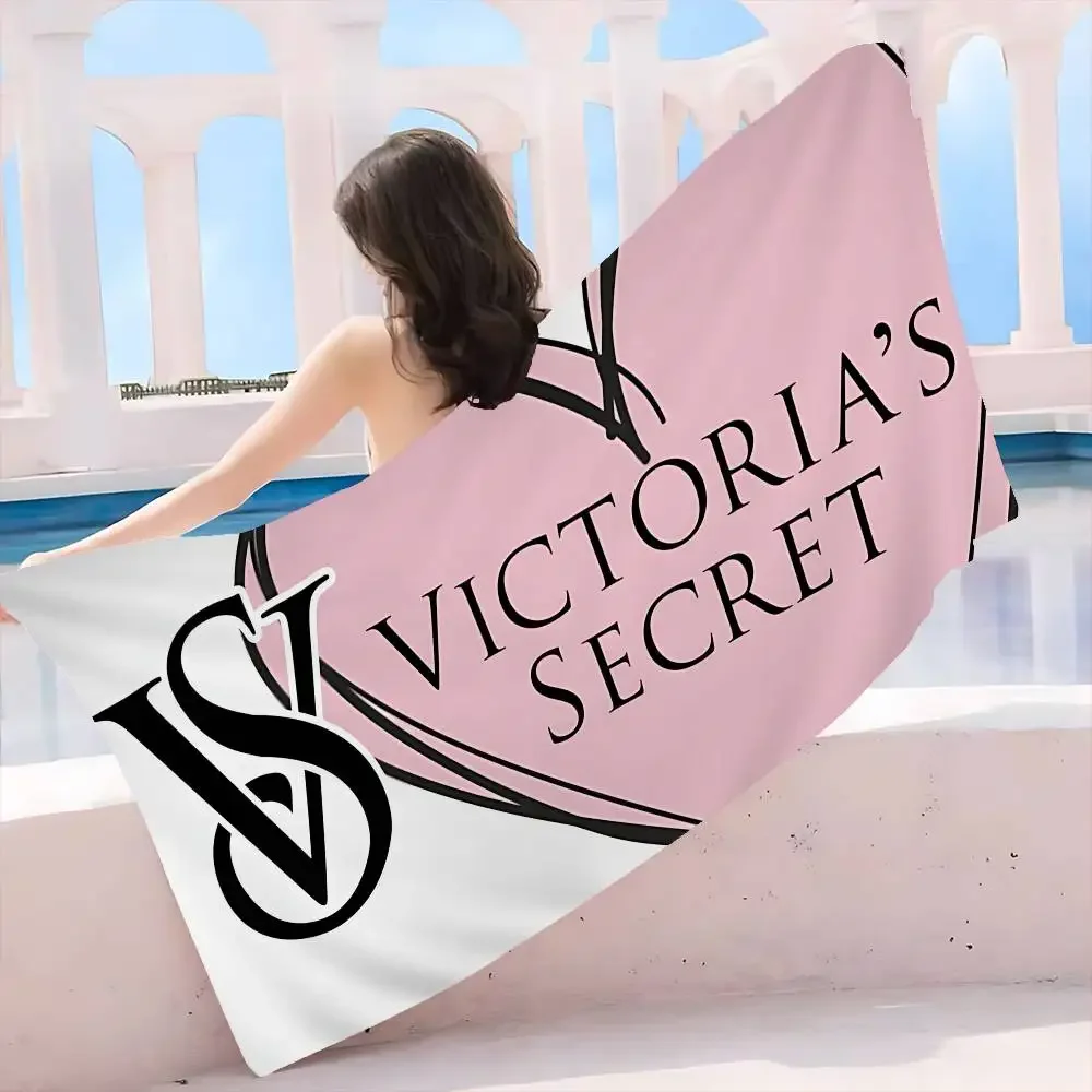 منشفة شاطئ من الألياف الدقيقة  - مراجعة Beauty Makeup Louis Vuitton وسعره