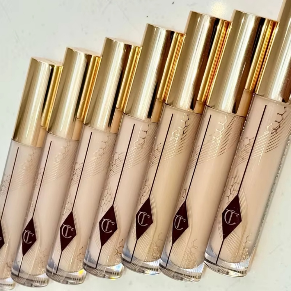 كونسيلر شارلوت تيلبري هوليوود  - مراجعة Makeup Fixing Mist وسعره