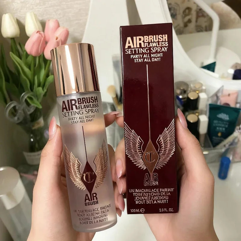 ظلال عيون شارلوت تيلبري عالية  - مراجعة Makeup Fixing Mist وسعره
